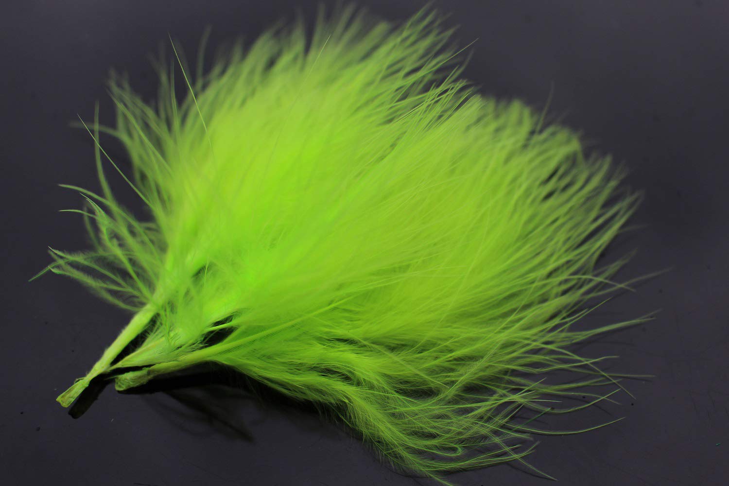Tigofly 100 pcs/lot 3 Colors Turkey Marabou Blood Feathers Woolly Bugger Streamers Fly Tying Feather Materials (Flo Green)