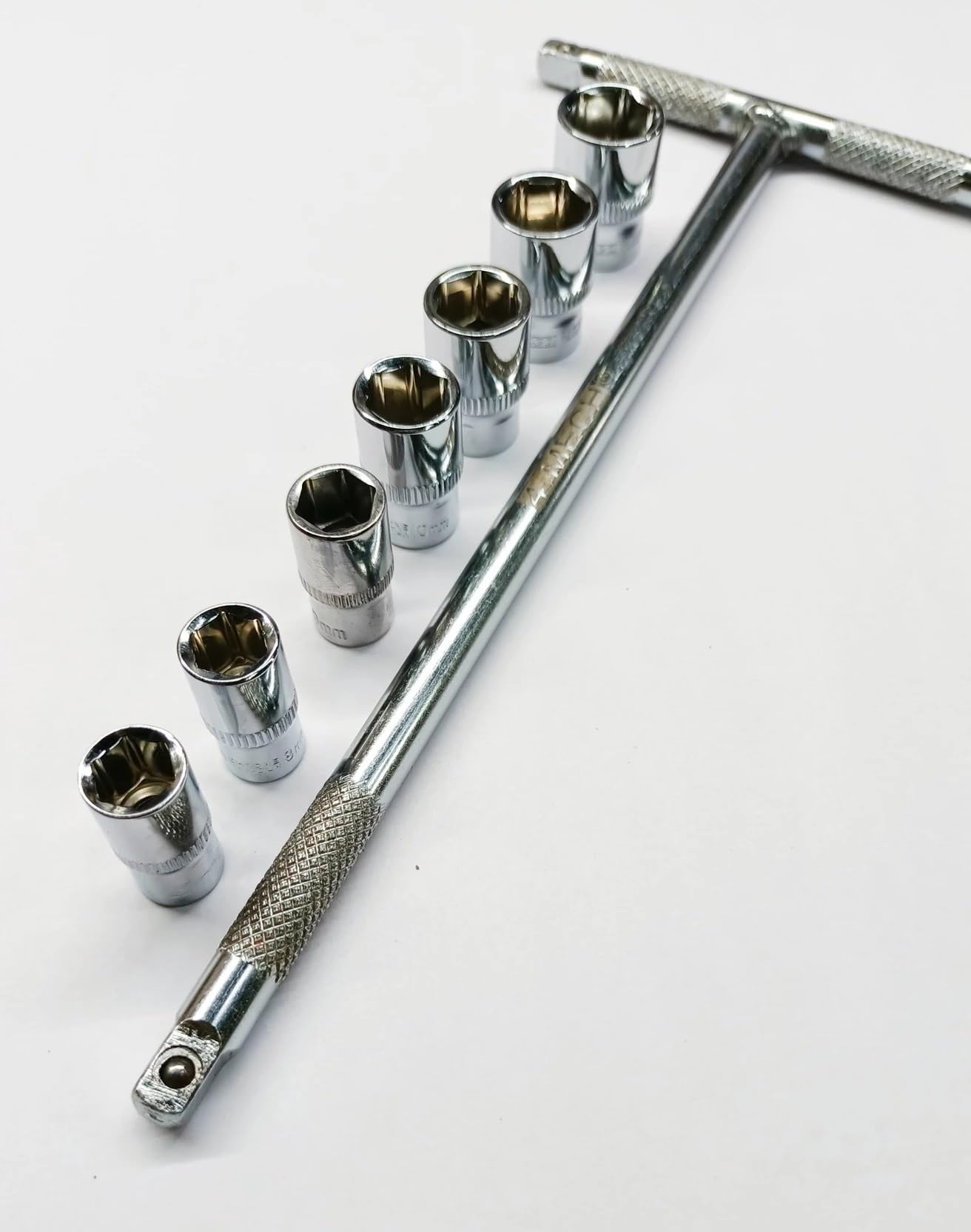7mm 8mm 9mm 10mm 11mm 12mm 13mm 1/4 Drive Socket Set with 8 Inch T Handle Wrench. Durable Chrome Vanadium Tool Kit for Bike, Car, Home, Garage & DIY Repairs-image-19