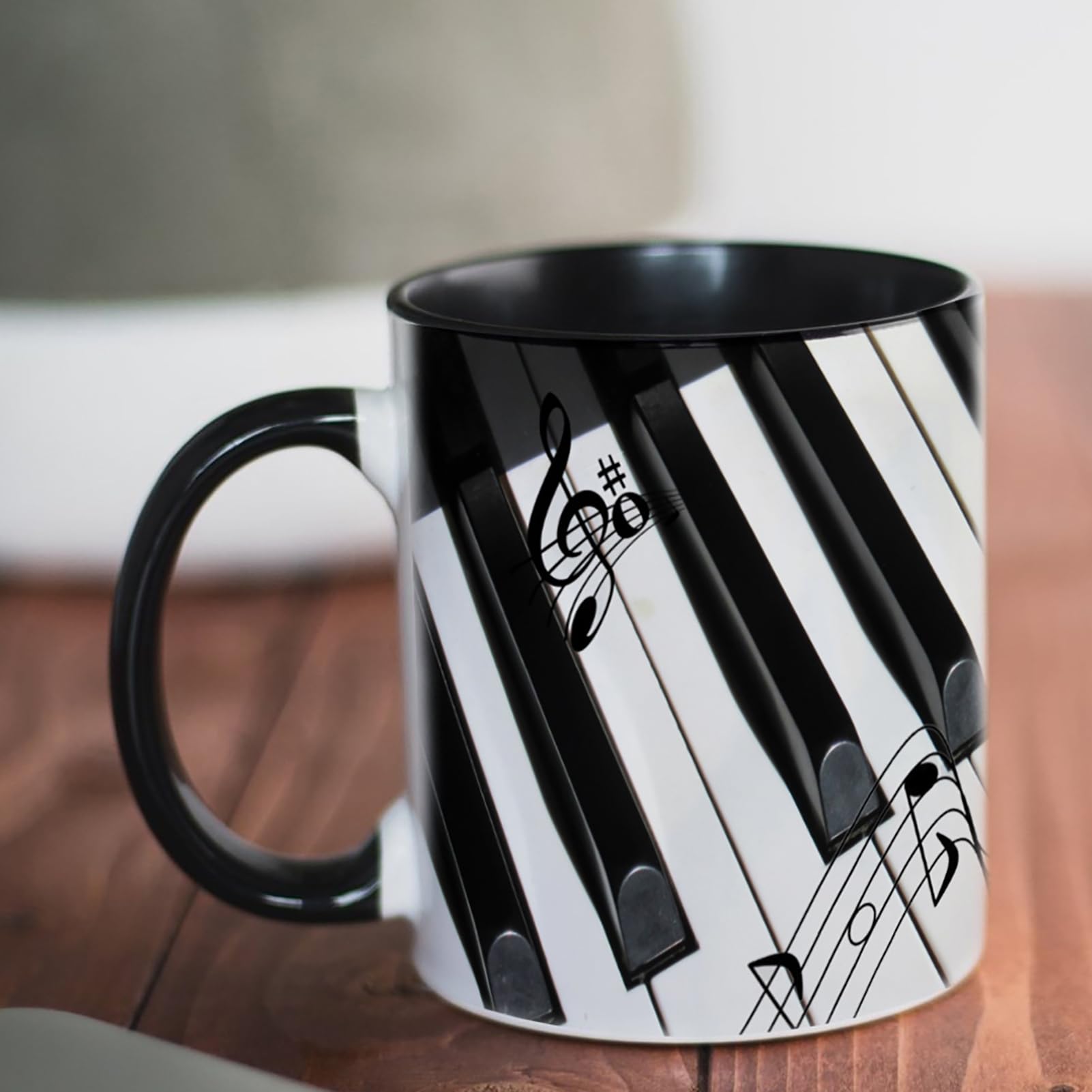 Tazza da caffè in ceramica a forma di chitarra con nome