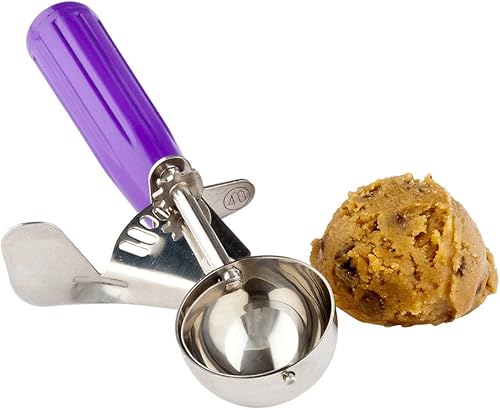 Cucharón de porciones de acero inoxidable de agarre cómodo con mango ambidiestro disponible en Yaxa Guatemala