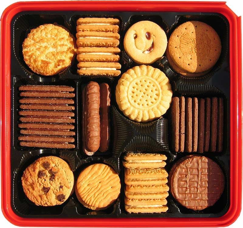 Family Circle - Surtido de galletas de 400 g, deliciosas y retorcidas, cesta de regalo, Navidad, cumpleaños, Pascua (paquete de 2)
