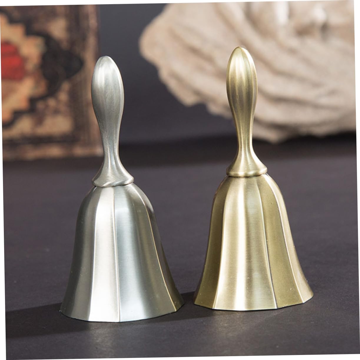 NUOBESTY 4 Pz Campane Per Artigianato Campanello Della Dispensa Sonaglio Per Bambini Campanello Della Reception Dell'hotel Campane Della Cena Del Tè Del Ristorante Lega Di Zinco