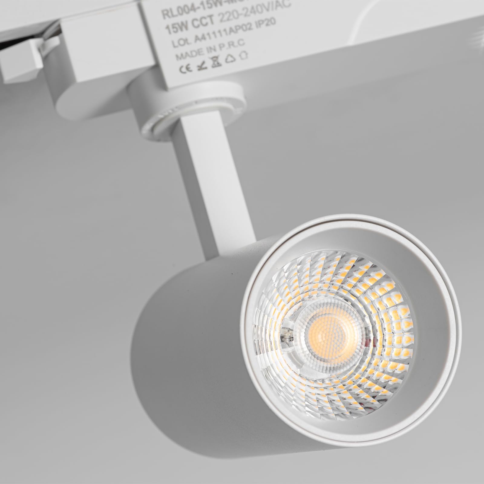 Alpinaluz Foco LED para Carril Monofásico 15W 1500lm CCT Seleccionable 2700K-4000K-6000K Orientable Blanco Mate con Ángulo de Apertura de 40° para Iluminación Comercial y Residencial