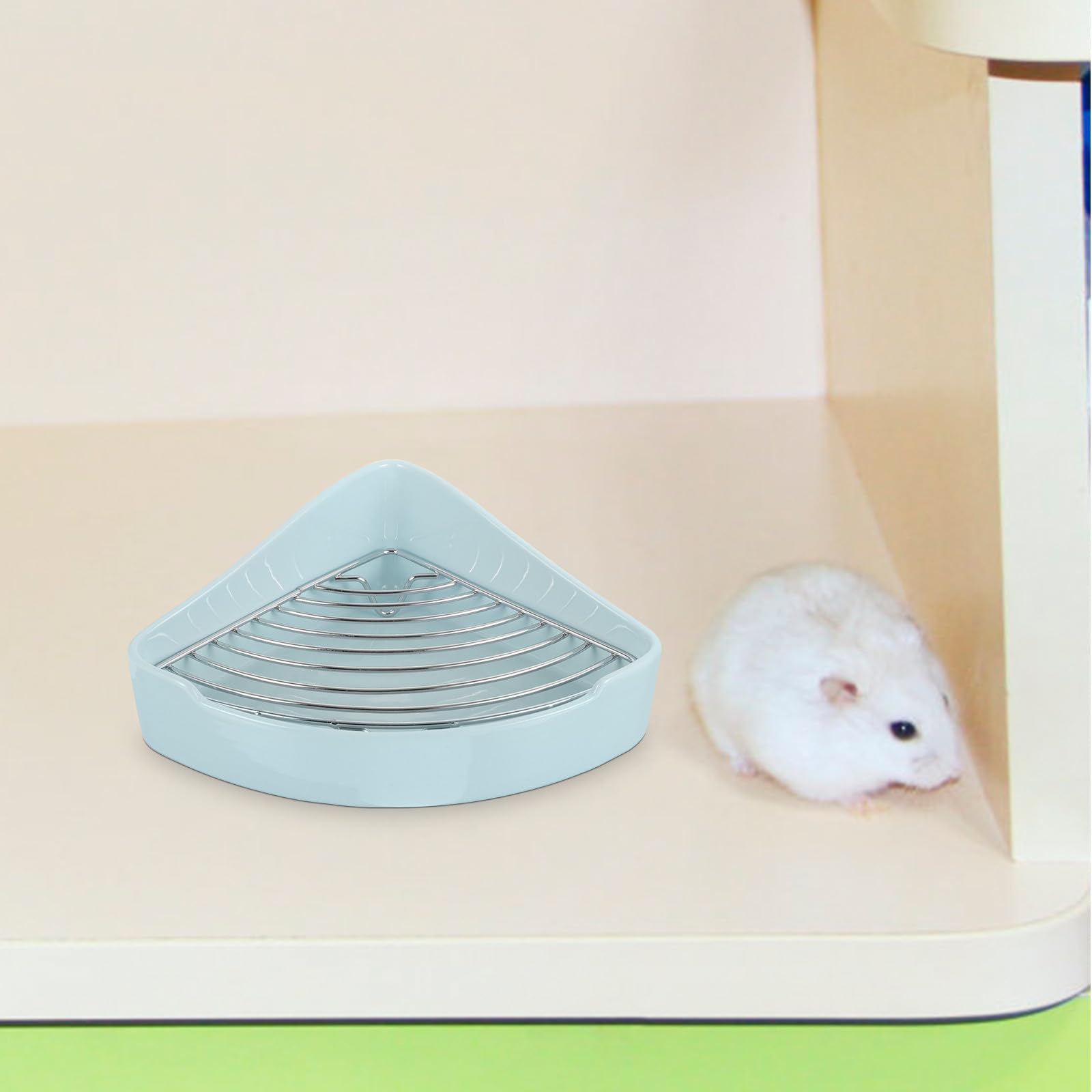 MAGICLULU Dreieckige Kleintier Toilette aus Keramik mit Abnehmbarer Matte und Kippsicherem Design für Kaninchen und Meerschweinchen in Küche