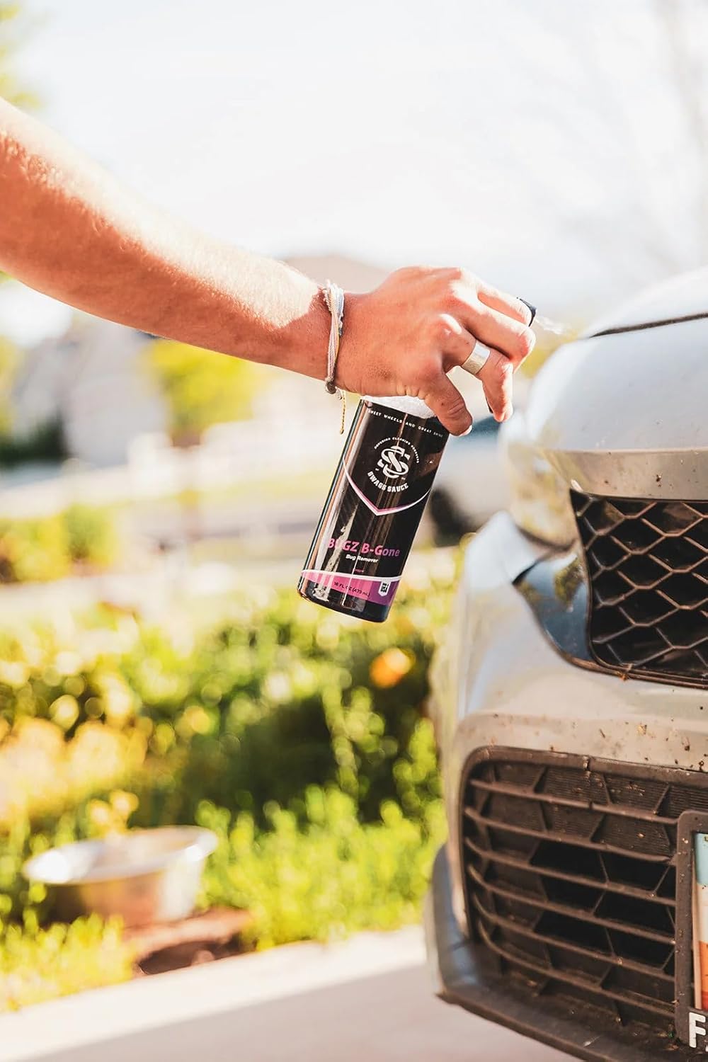 Bugz B-Gone | Grape Scent | Bug Remover 16oz bottle by Swags Sauce - Designed to break down bug residues on contact, making it easier to wash away with minimal scrubbing. (Pack of 2)