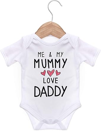 Art Hustle Me And My Mummy Love Daddy Short Sleeve Bodysuit Baby Grow For Baby Boy Or Girl Amazon Co Uk Clothing