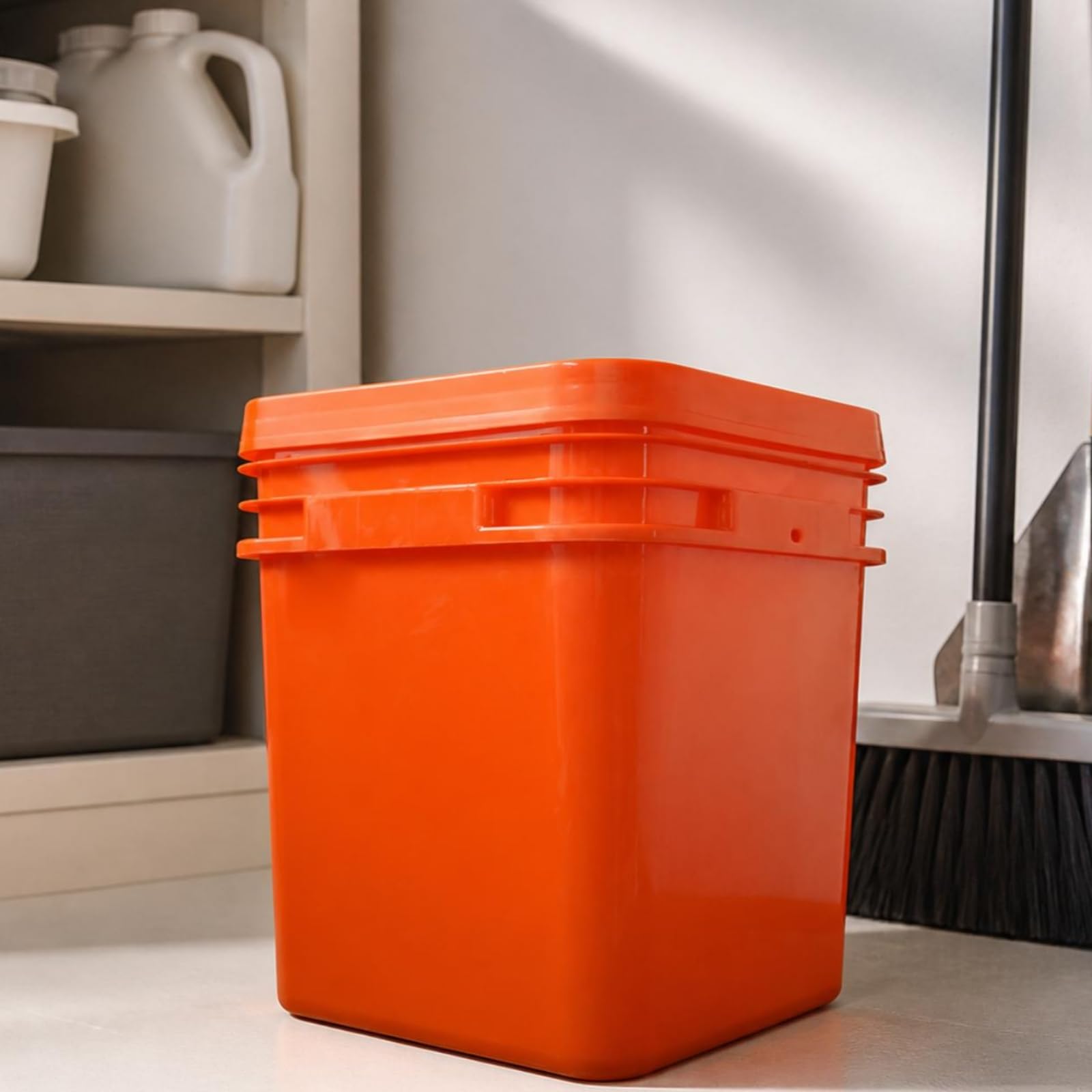 Auslaufsich eckig, Orange, 25 Liter