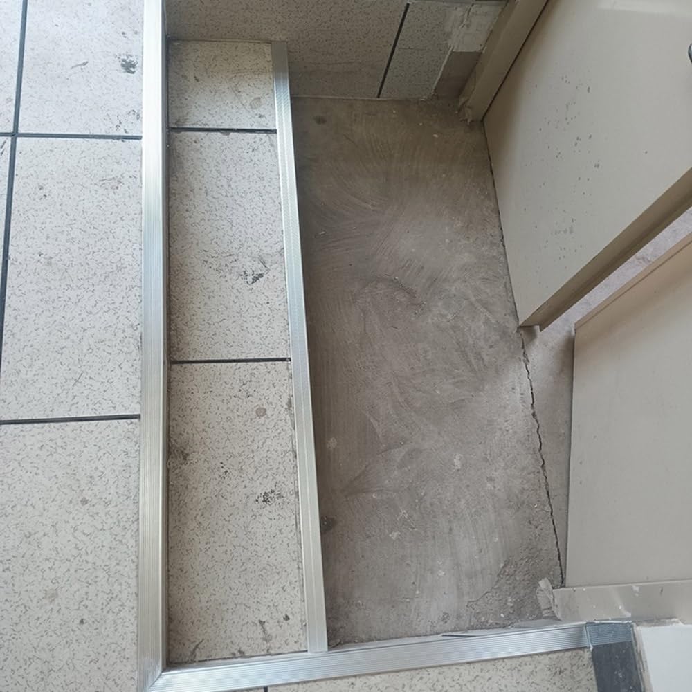 Rutschfester Metall-Treppenkantenschutz Trim4, breite L-förmige Profilleiste für sichere Treppen und Kanten, langlebiger Trittschutz für Zuhause und Büro