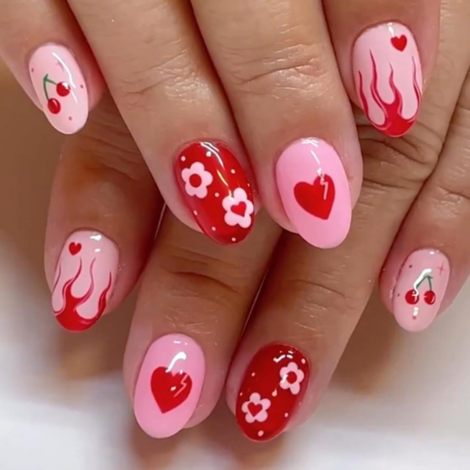 Amazon.com: Valentine's Day Press on Nails Oval Fake Nails Red