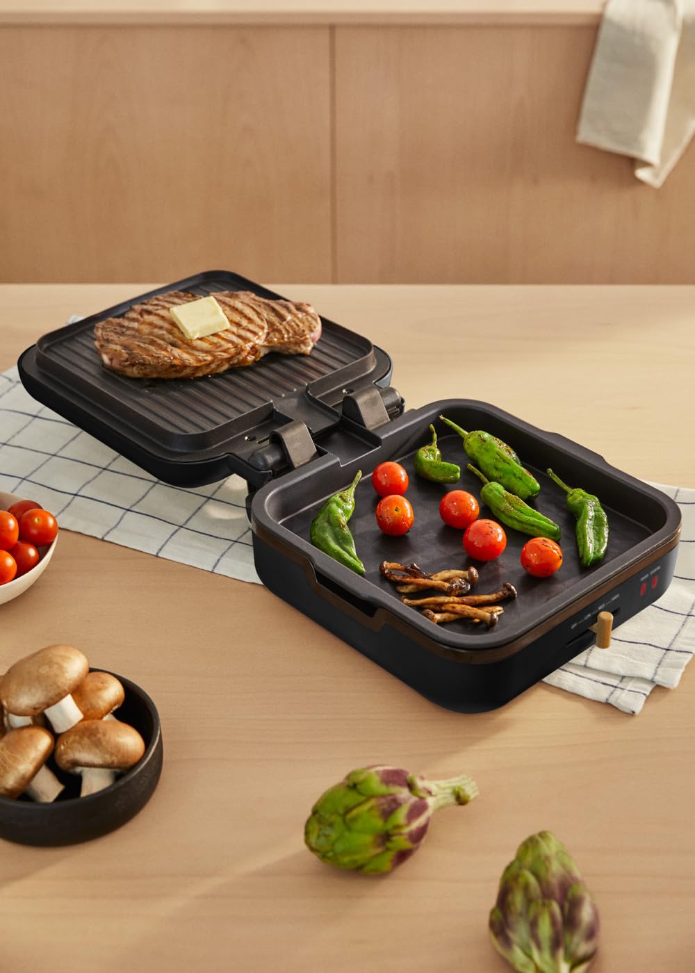 CREATE/STONE STUDIO PRO/Grill multifunzione con apertura 180º nero/Controllo temperatura, rivestimento antiaderente, vaschetta raccogligocce, manico a tocco freddo, 1400W