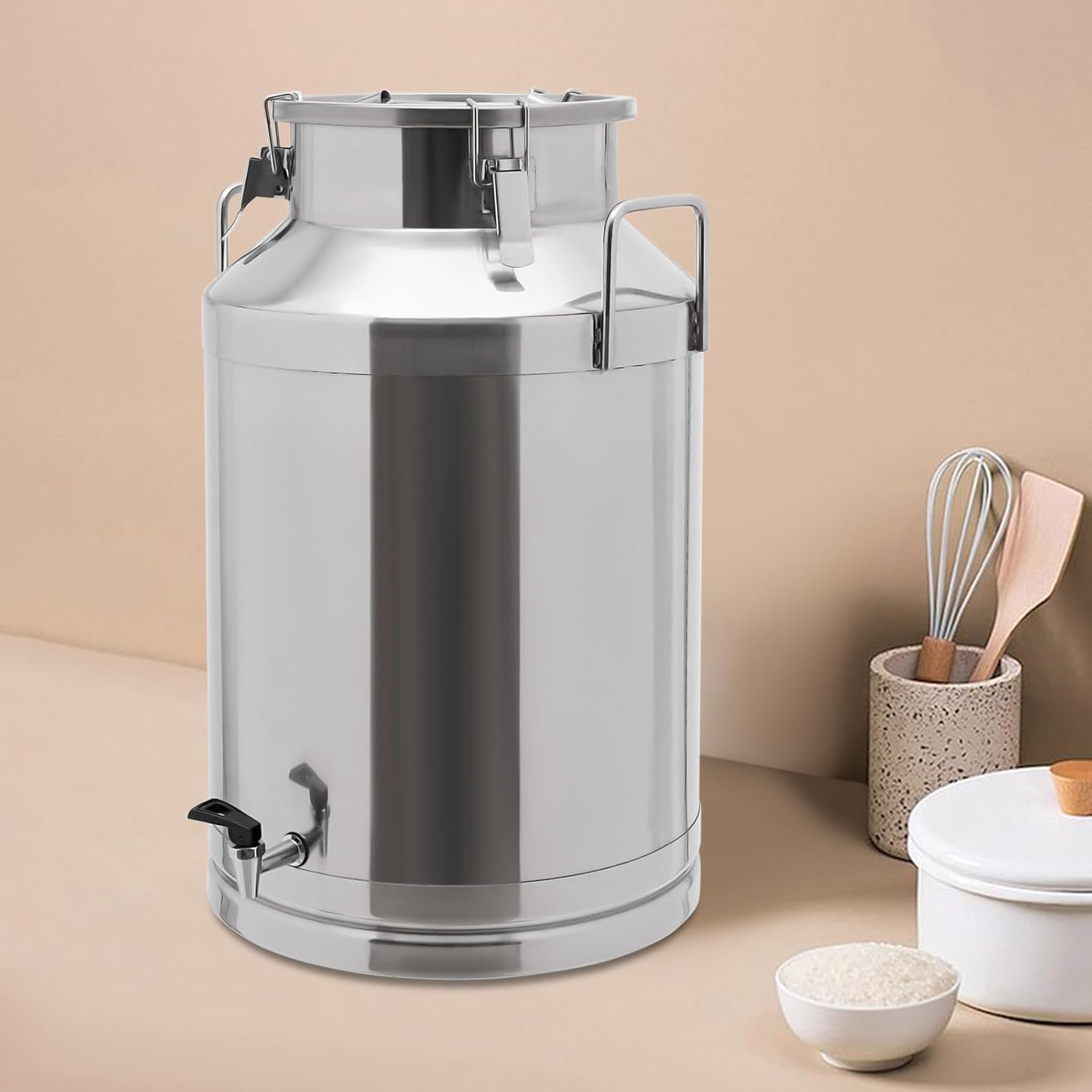Milk Can, 15.85 Gallon Stainless Steel Milk Jugs Commerical Grains Storage Can Heavy Duty Liquid Storage Container with Sealed Lid and Faucet for Home Kitchen, Hotels, Restaurants(Silver)