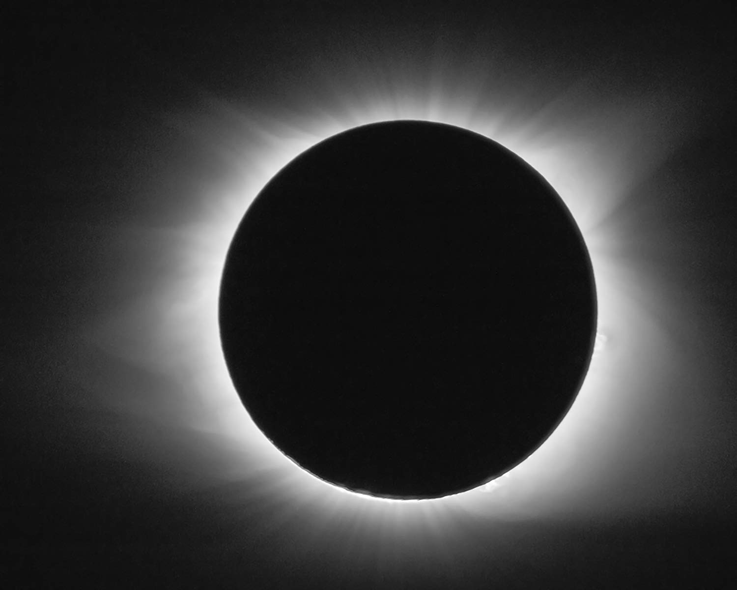 Solar Eclipse Totality 2017 Photograph, Solar Eclipse Wall Art, Astronomy Print, Astrophotography, Science Wall Decor, Sizes 5 x 7-16 x 20