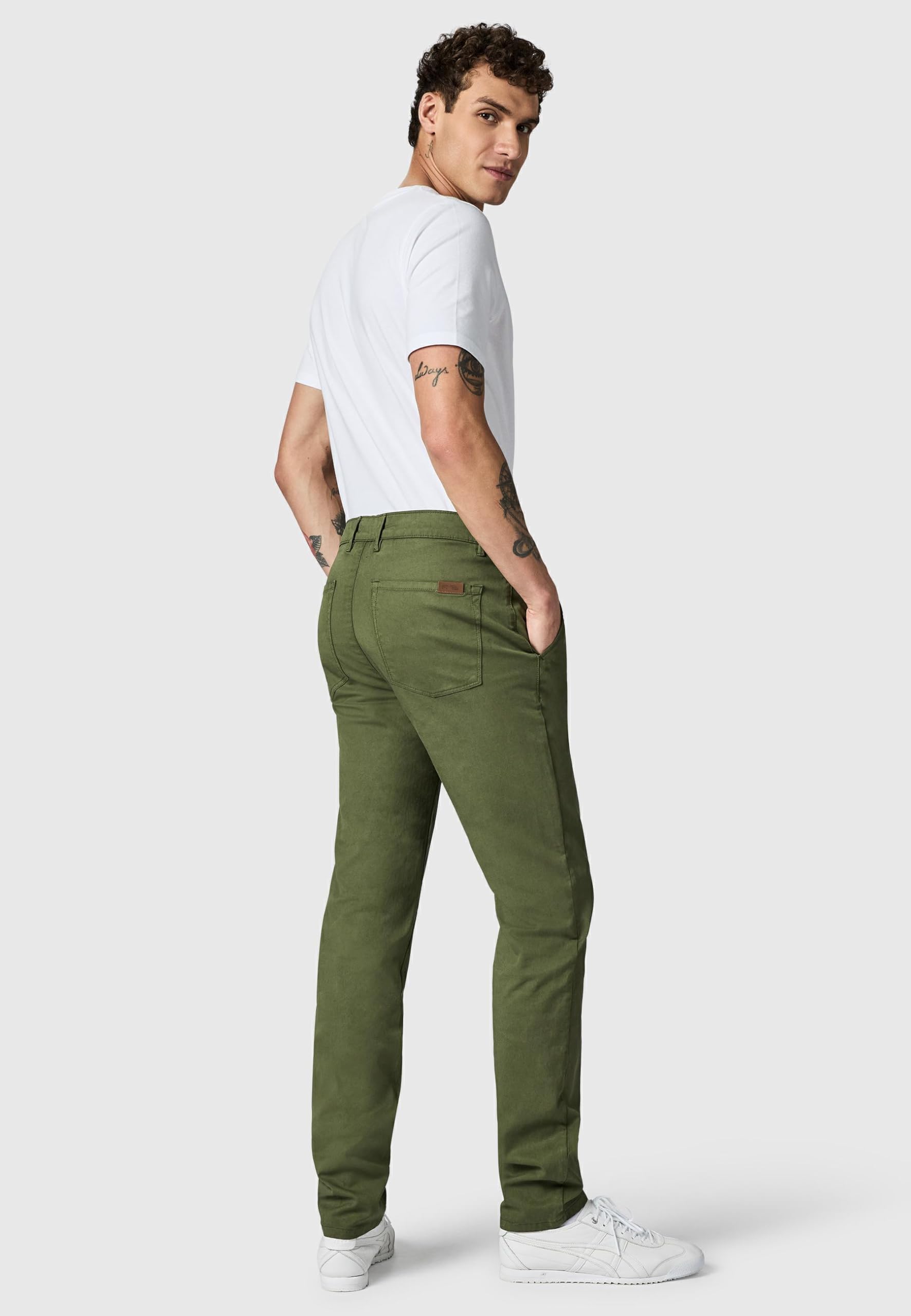 Peak Time Herren Lange elastische Chino-Hose mit Bio-Baumwolle (OCS Blended Standard) im Tapered Fit Astron