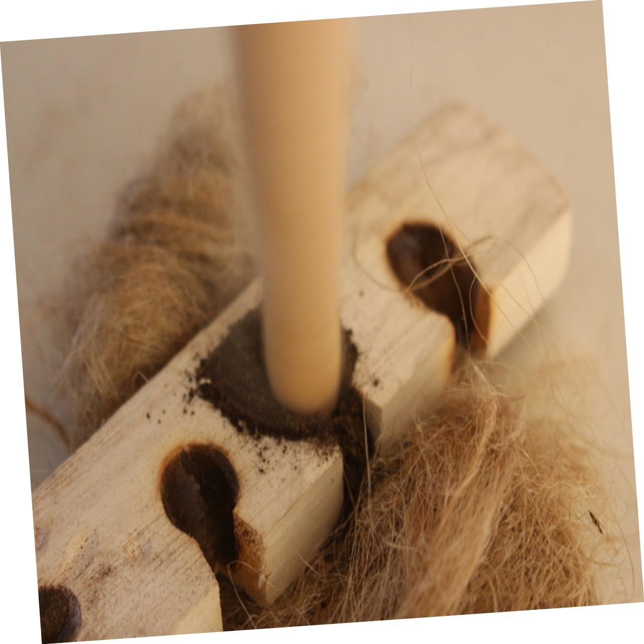 VANZACK 4ensembles Extérieur Kit De Démarrage De Feu Bois Naturel pour Camping Perceuse à Friction Équipement De Sécurité Plein Air pour Situations Urgence Et Activités De Plein Air