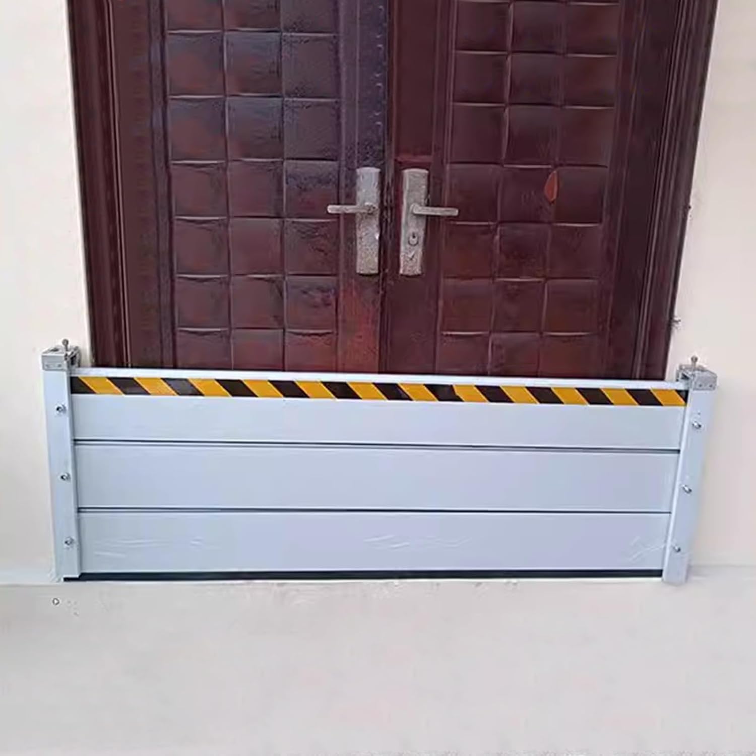 2ft High Flood Barrier Aluminum Shield for Double Door, 2 1.5 1 0.5 M Wide Door Water Stopper Barrier Garage Door Window Panels for Sliding Door/Front Door/Barn Door, Upright Water Prevent