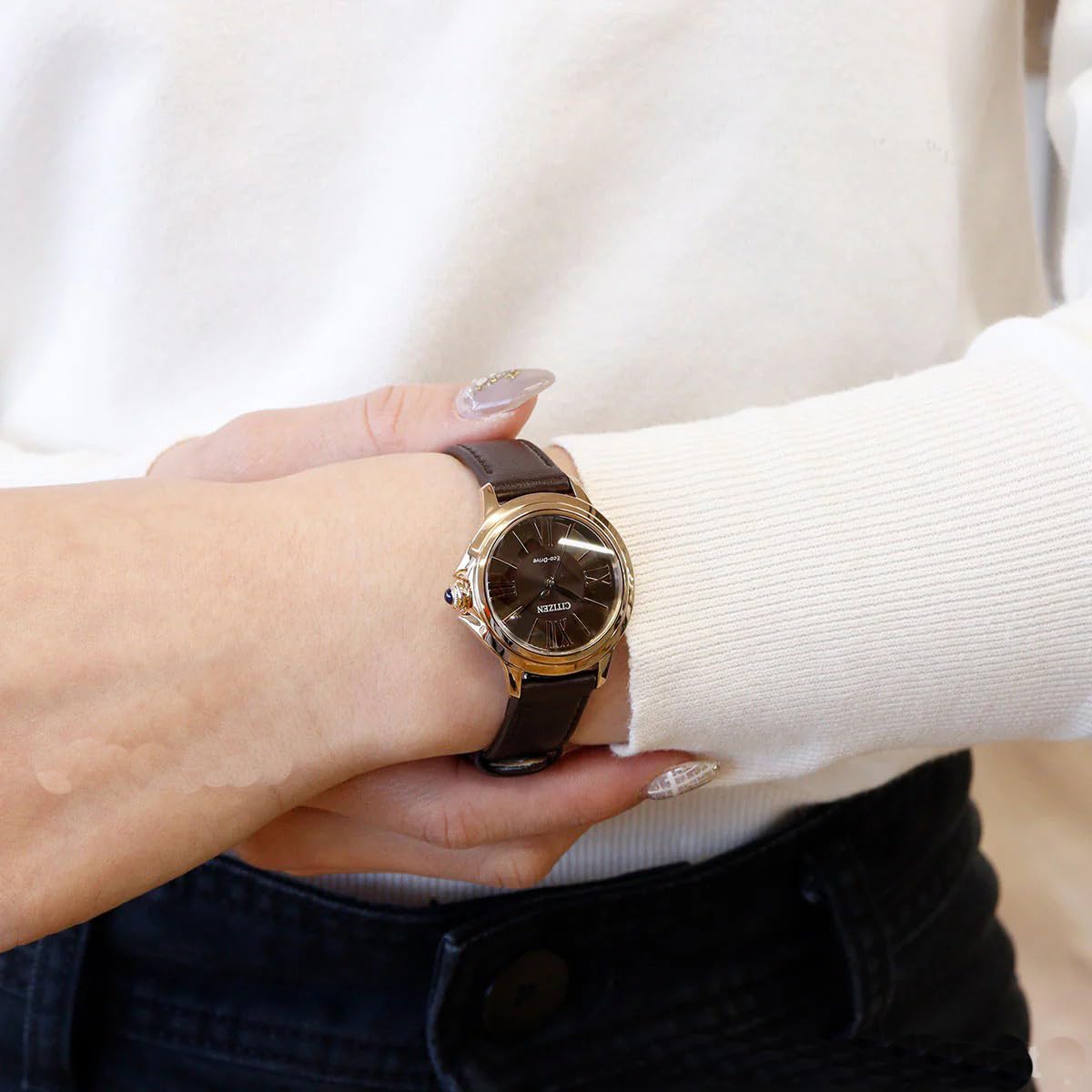 CITIZEN Orologio da donna Eco-Drive Solar con cinturino in pelle e numeri romani