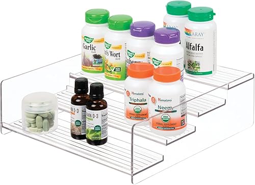 mDesign Estante organizador de almacenamiento de baño de plástico para gabinete tocador encimera capacidad para vitaminas suplementos botellas de