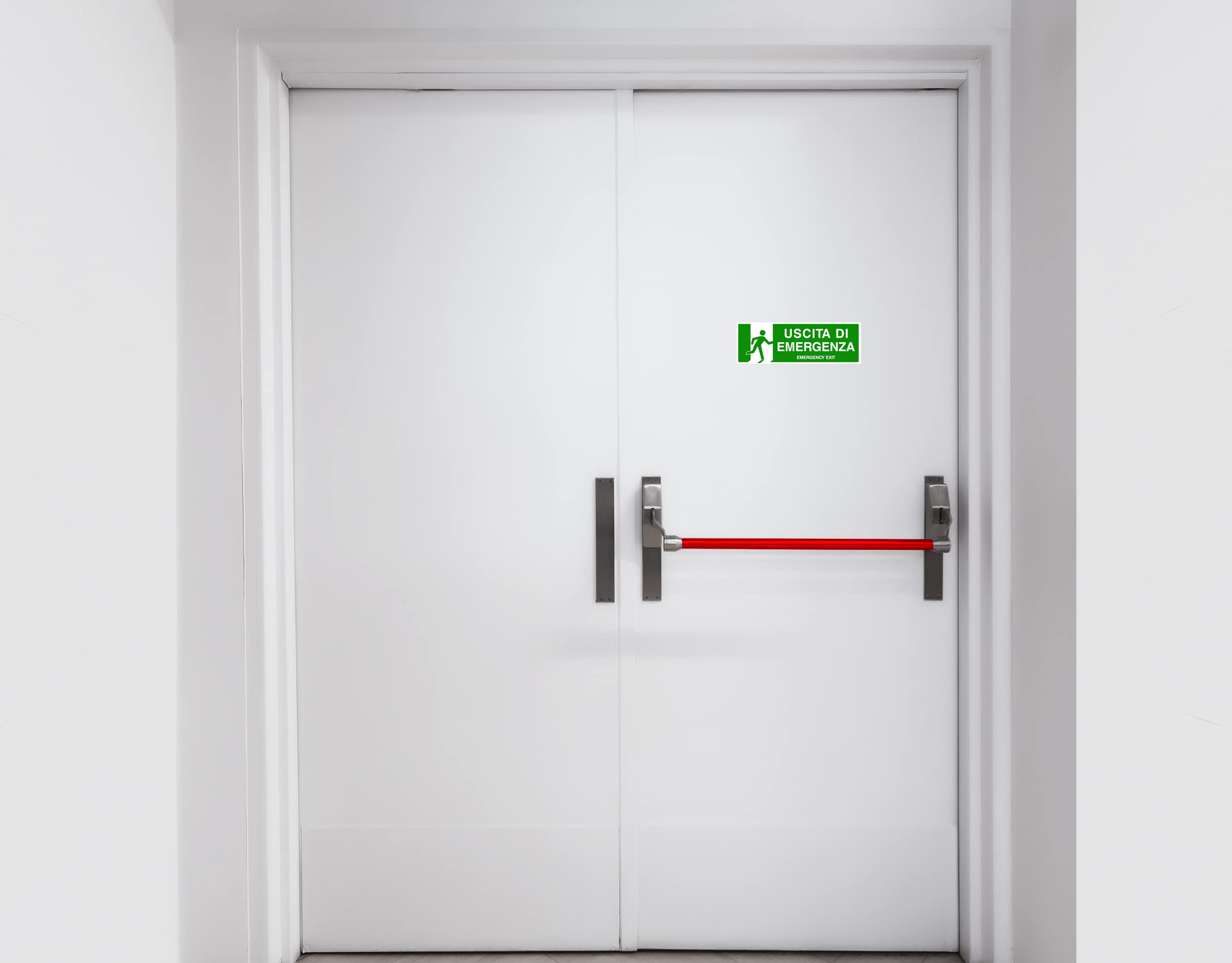 2 Adesivi USCITA DI EMERGENZA, Mis: 30x10 cm, in PVC Morbido, laminato anti UV, Cartello uscita di sicurezza, in Italiano e inglese, 2 pz
