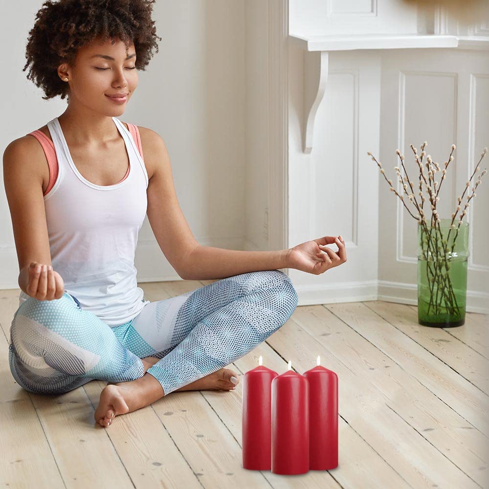 Bask Velas de pilar de vacaciones - Velas decorativas sin aroma en rojo de Navidad - Paquete de 6