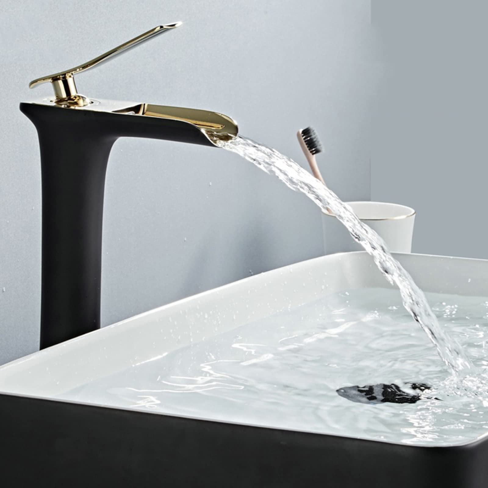 Bad Armaturen Waschbecken Wasserfall, Badarmatur Waschtisch Armatur Warmes und Kaltes Wasser, Einhandmischer Waschtischarmaturen Hoch, Schwarz