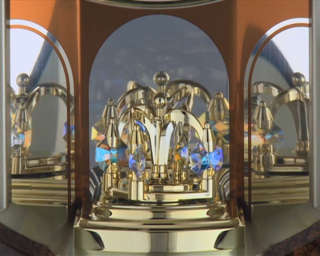 Amazon.com: SEIKO Melodies in Motion Wall Clock, Golden Trumpets
