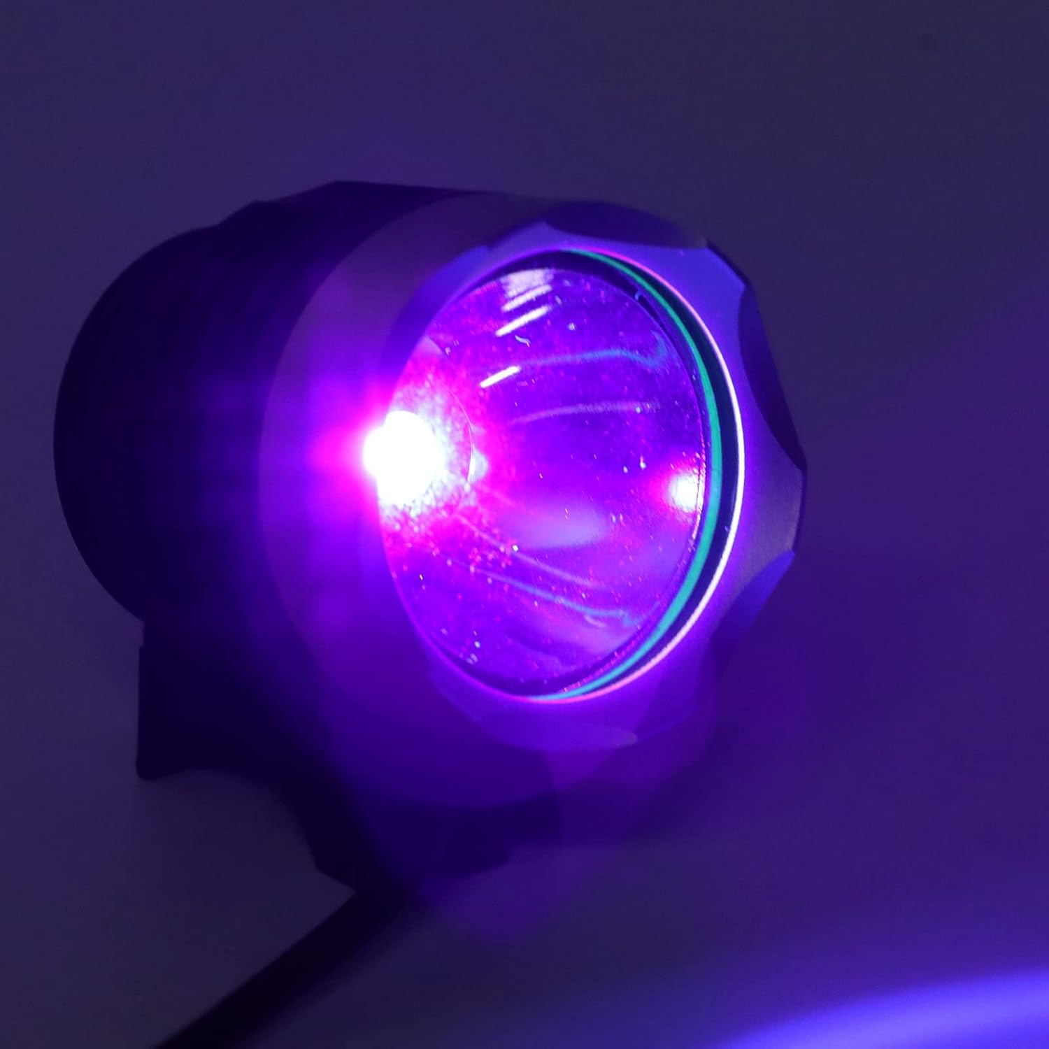USB Powered 395nm Flashlight,LED Glue Curing Flashlight, Black Lights,5V 10W LED Lamp 3 Gears for Phone PCB Repair Resin Curing