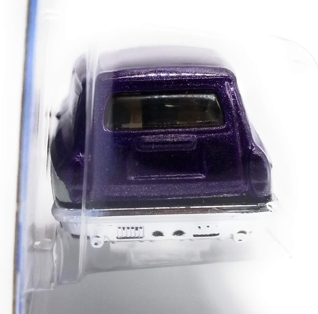 Hot Wheels 2019 Volkswagen 4/10 - Custom '69 Volkswagen Squareback (Purple)