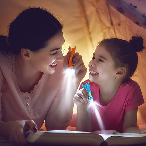 Miniatura 4 de Llavero de linterna de helicóptero linterna LED con temática del espacio exterior helicóptero llavero de fiesta de astronauta 24 piezas