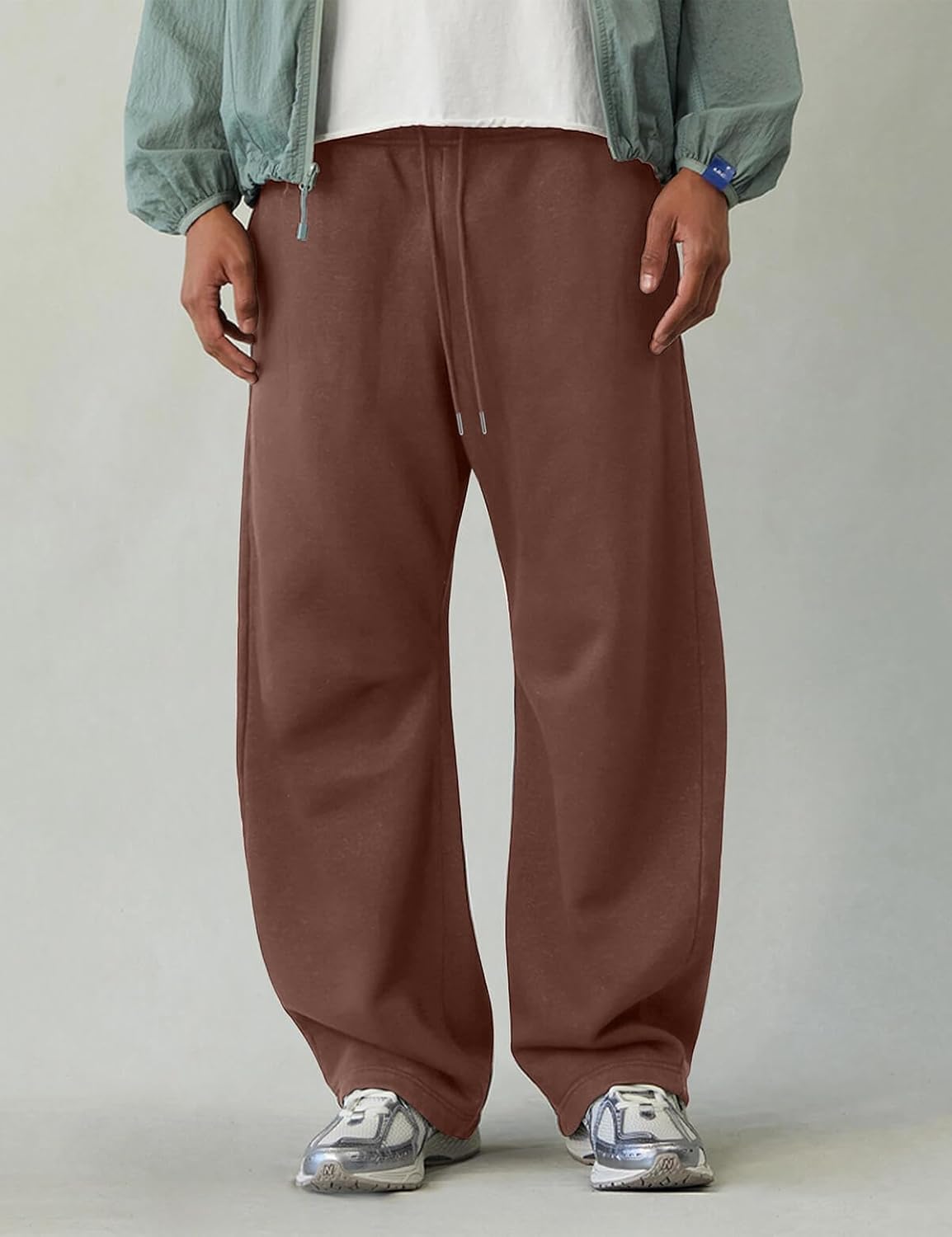 HeSaYep Men's Fleece Baggy Sweatpants Wide Leg Barrel Sweat Pants Lounge Athletic Gym Pants with Pockets - Image 3