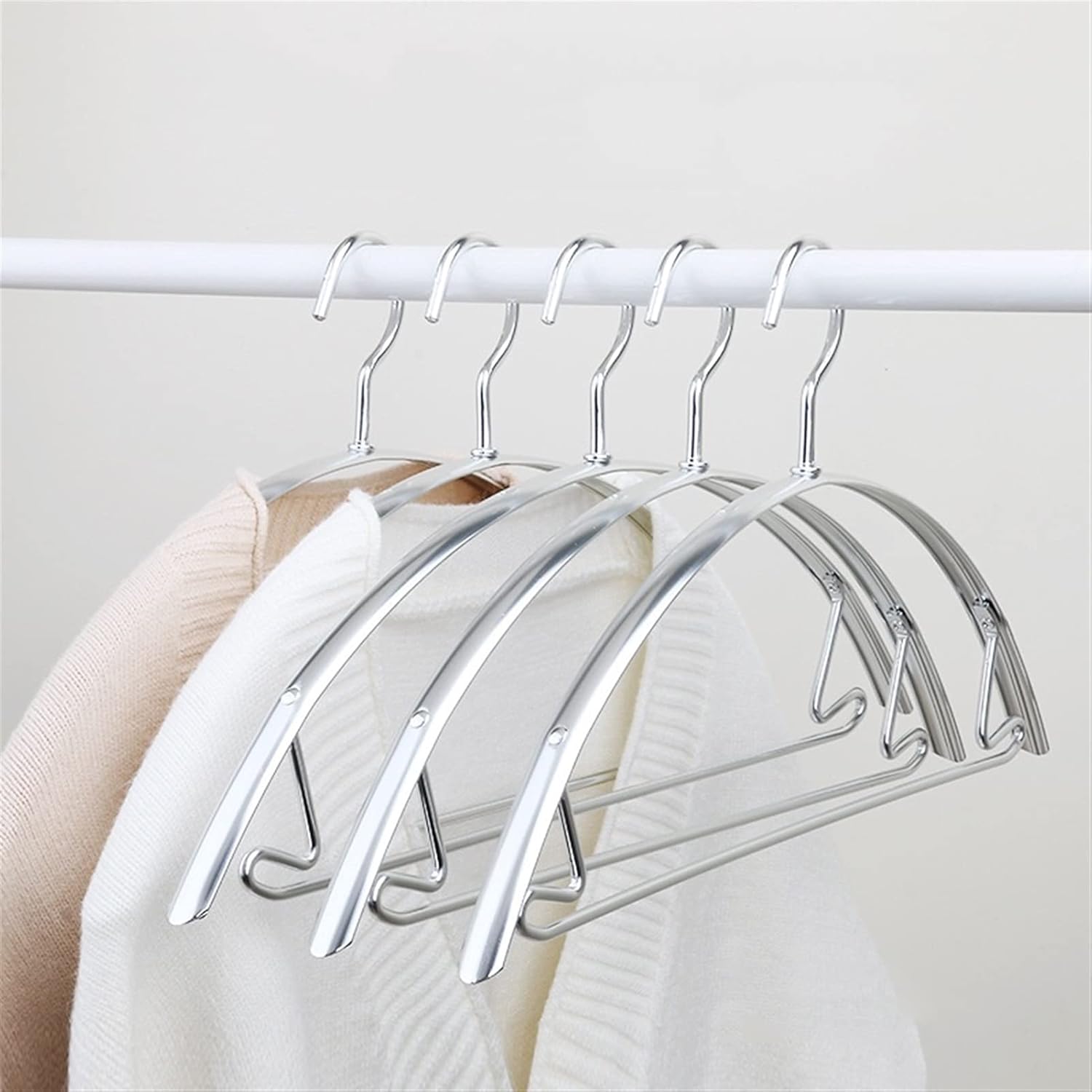 Thickened Metal Clothes Hanger, Coat Hanger, Suit Hanger, Dress Hanger, Sling Hanger with Big Notches Dry and Wet Clothes Support Pack of 5 (Color : Silver)