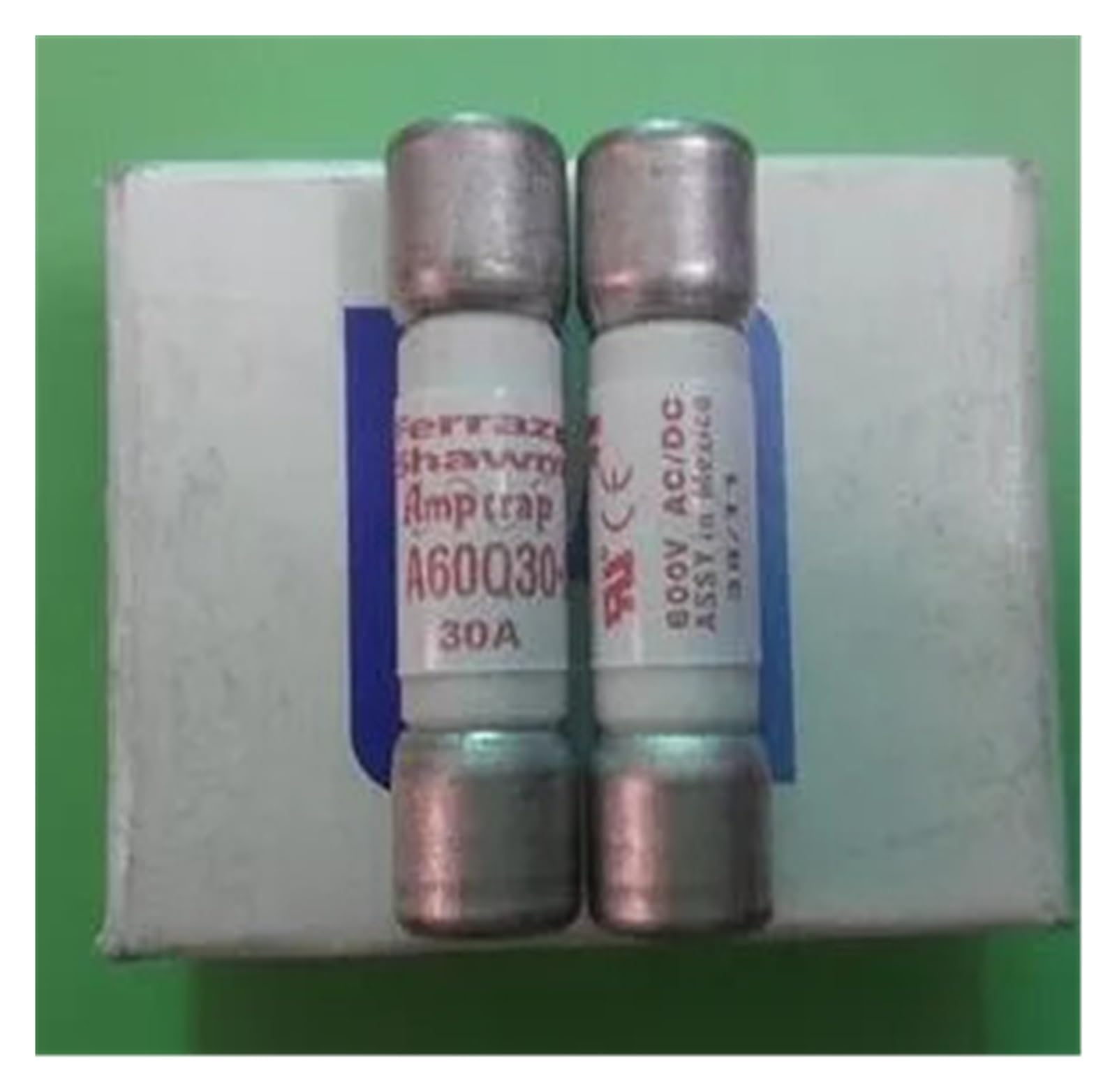 Fusibles A60Q20-2 y cilíndricos de 14x51 para protección de corriente en cuadros eléctricos