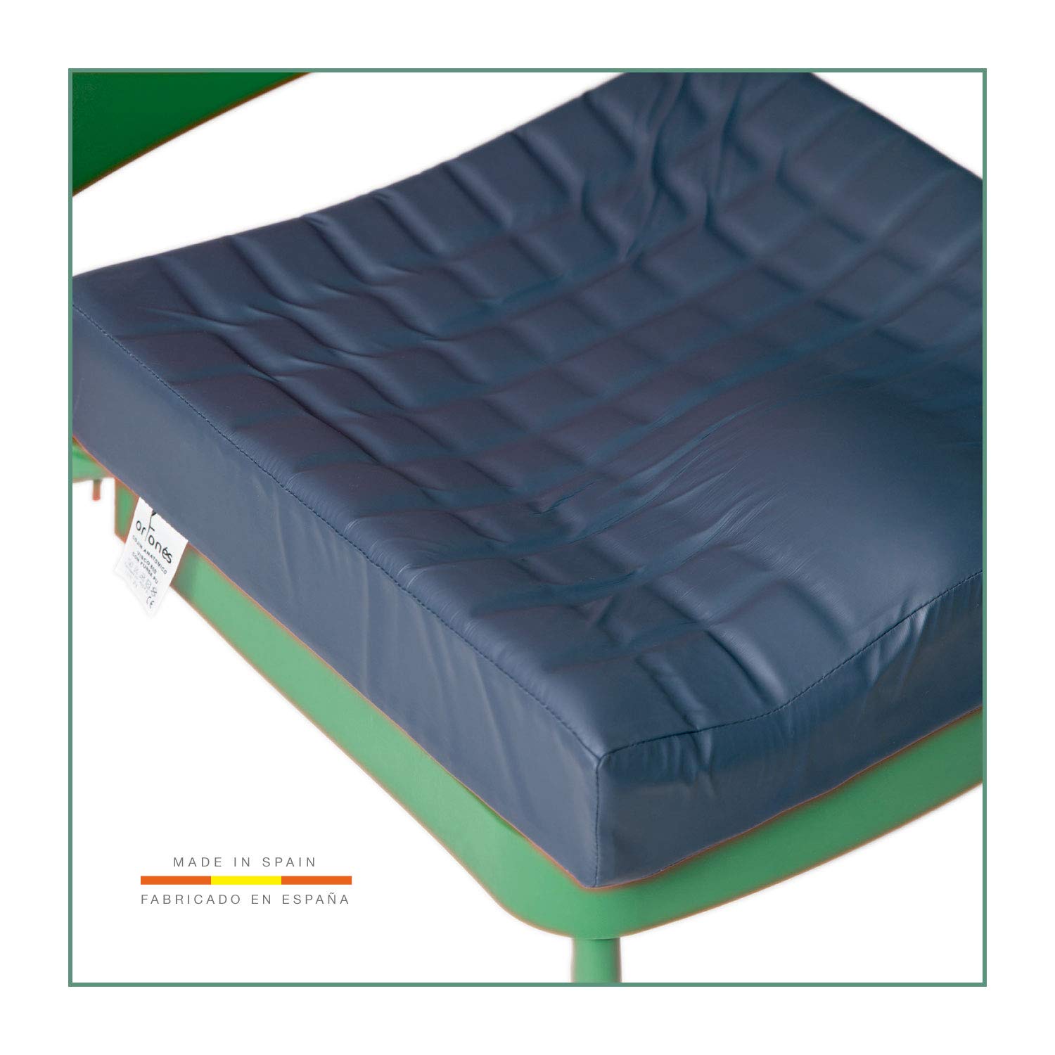 Cuscino Antidecubito Viscoelastico 42x42x8 cm, 80 kg/m³ | Incavo pelvico di 7 cm, portata fino a 110 kg, fodera impermeabile, per sedia a rotelle, ufficio o veicolo