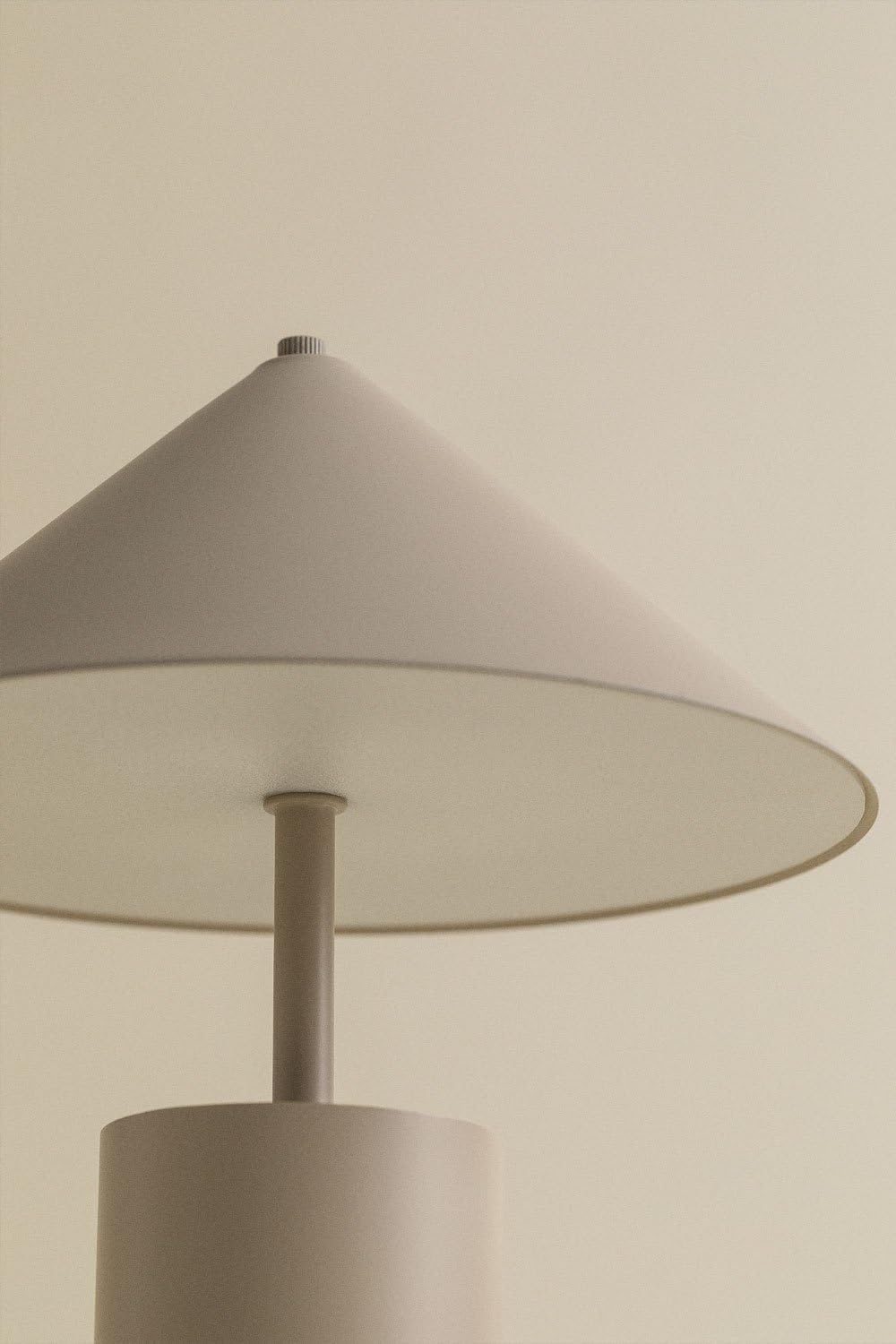 SKLUM Bezprzewodowa lampa stołowa LED Mayra