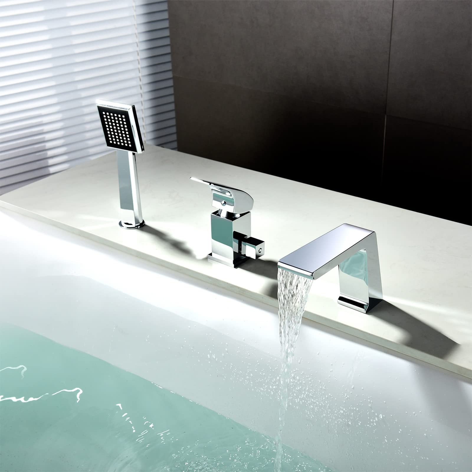 Grifo para bañera Grifo para bañera en Cascada Grifo Monomando para bañera Montaje en Cubierta Llenador de bañera de latón con Ducha de Mano ABS Grifo para bañera Agua fría y Caliente Ajustable,
