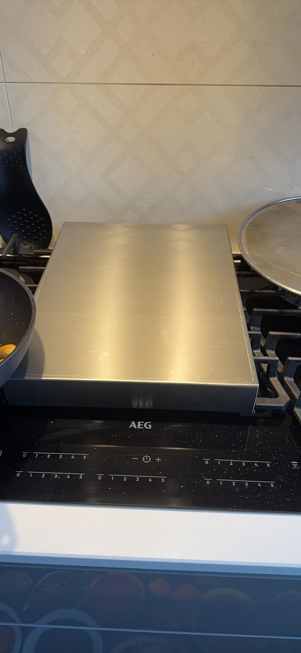 LASIEYO Hob Cover, Stainless Steel Kitchen Stove Top Cover Holder, OnePiece Kitchen Gas Hob