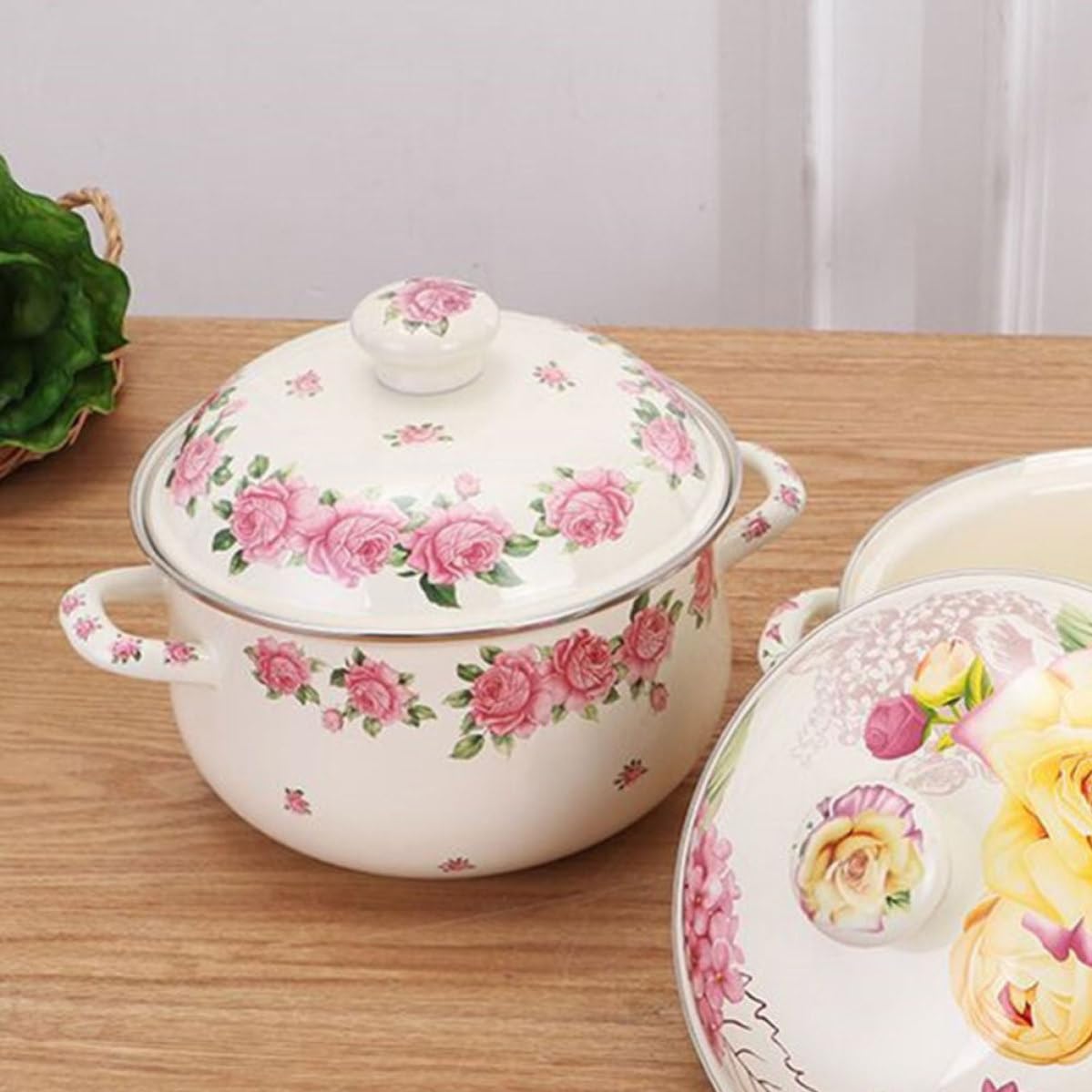 Holibanna Emaillierter Küchenkochtopf 2,8 Quart mit Griff und Deckel Ergonomisches Design Komfortabel zu Halten für Zuhause und Restaurant zum Kochen von Suppe und Nudeln