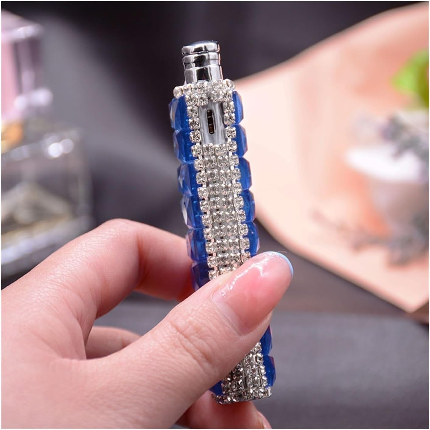 TARVIT 2pcs Mini Thin Butane Lighter，Windproof Jet Pink Blue Flame Cigarettes Lighter ，Cute Bling Glitter Rhinestone Torch Lighters Women Lady Wife Gifts (Color : Purple+White)