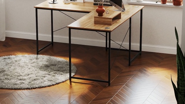 COSTWAY Scrivania Angolare, Scrivania ad Angolo con Presa Elettrica COSTWAY Scrivania Angolare, Scrivania ad Angolo con Presa Elettrica