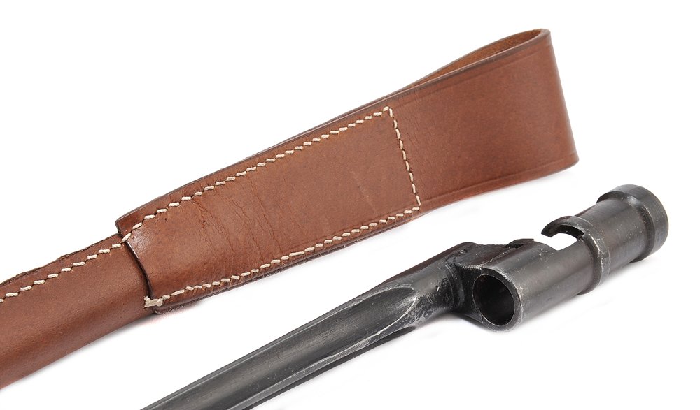 WW2ソ連軍赤軍 モシン・ナガン 用革製銃剣鞘 レプリカ 黒 （バヨネット