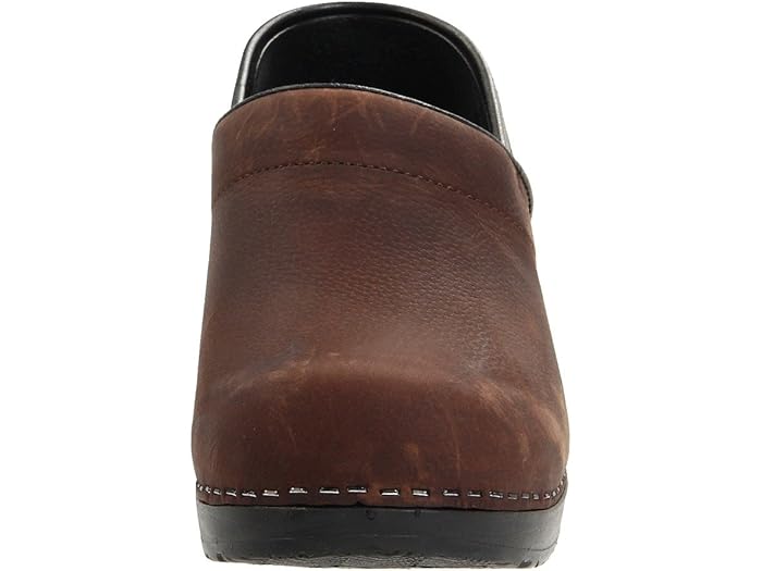 sanita oiled leather clogs