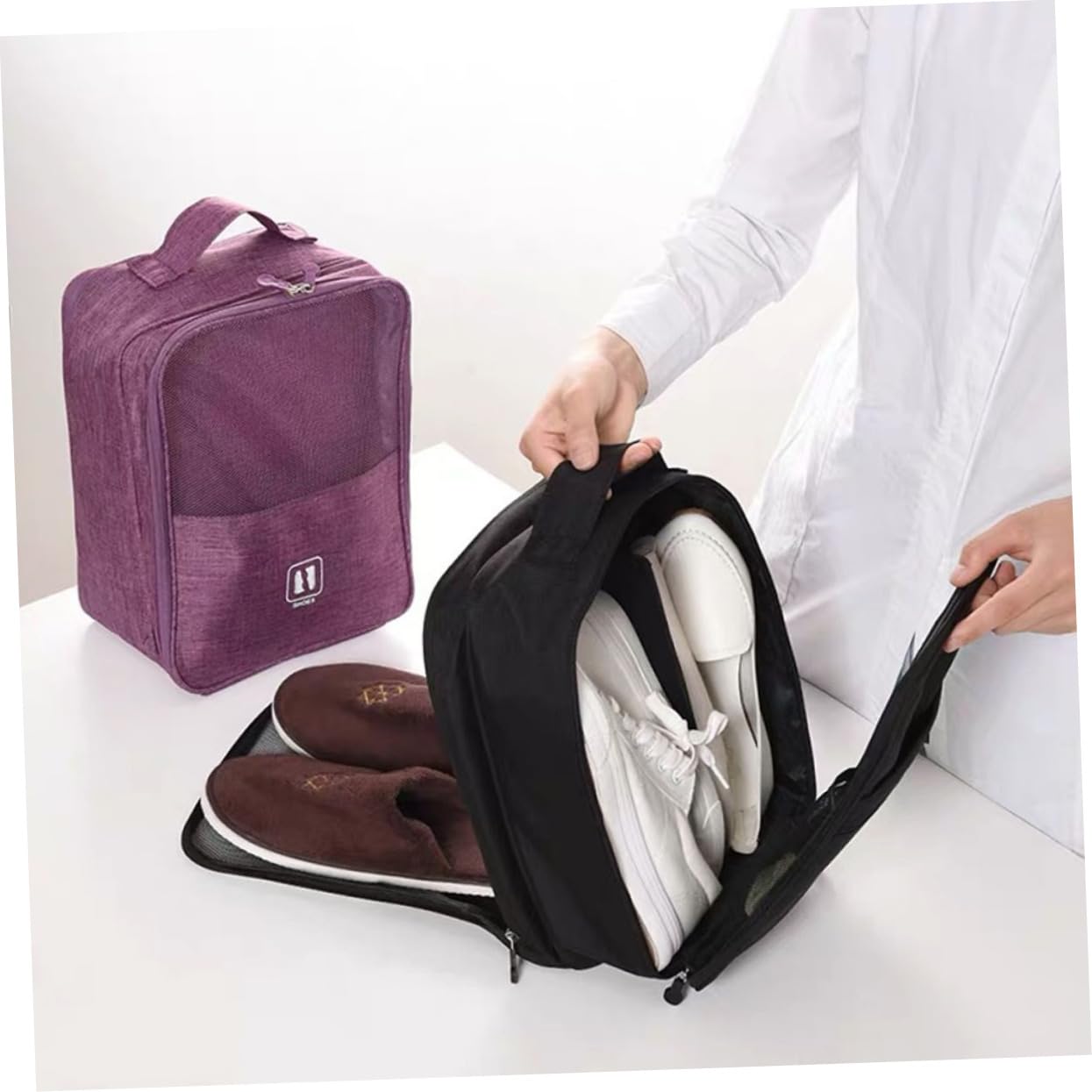 Reiseschuhtasche Praktisch und Leicht mit Großem Fassungsvermögen aus Gewebe und Multifunktionalem Schuh Organizer in Schwarz für Reisen