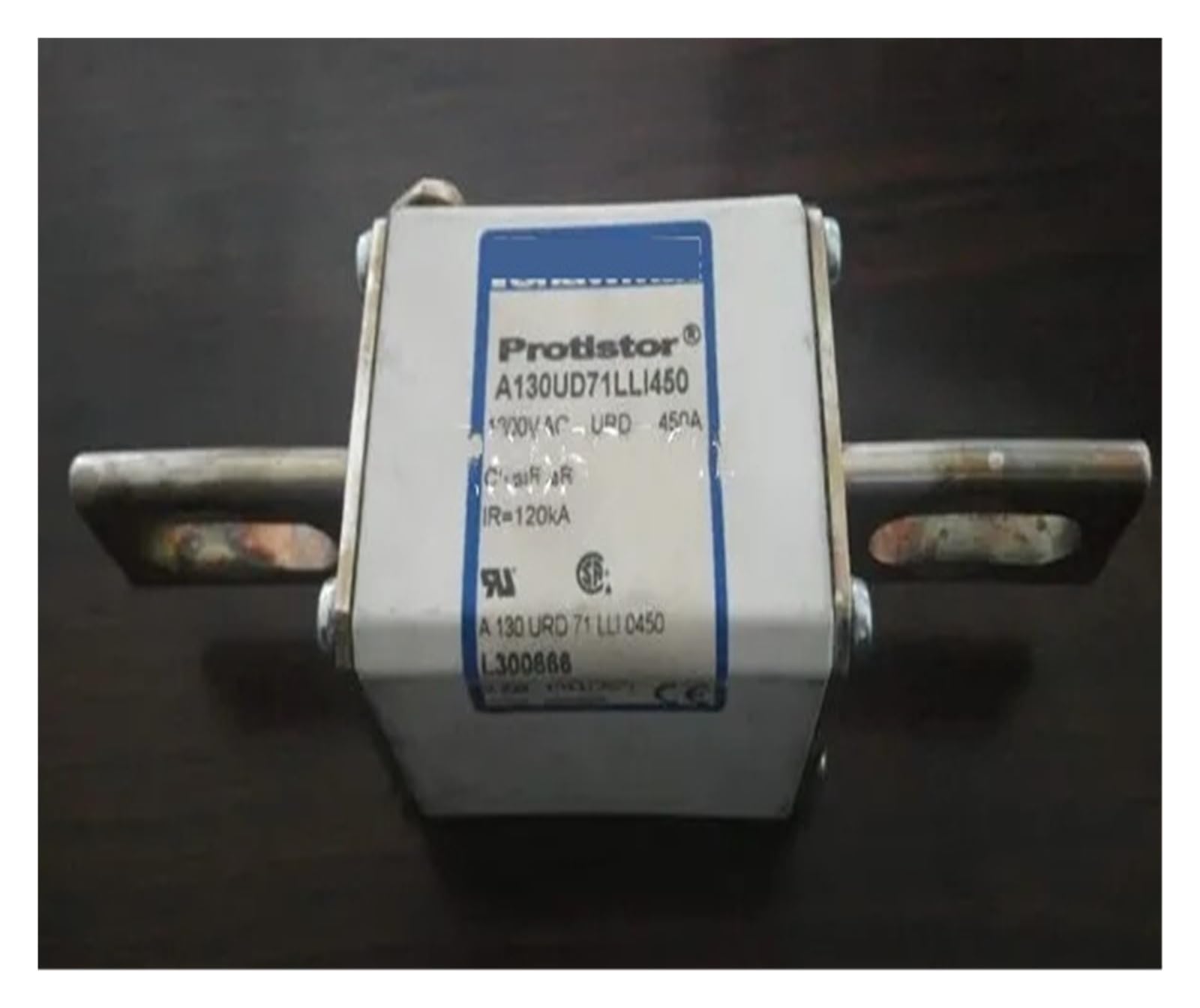Fusibles A130UD71LLI315 Mersen pour protection industrielle 1300V