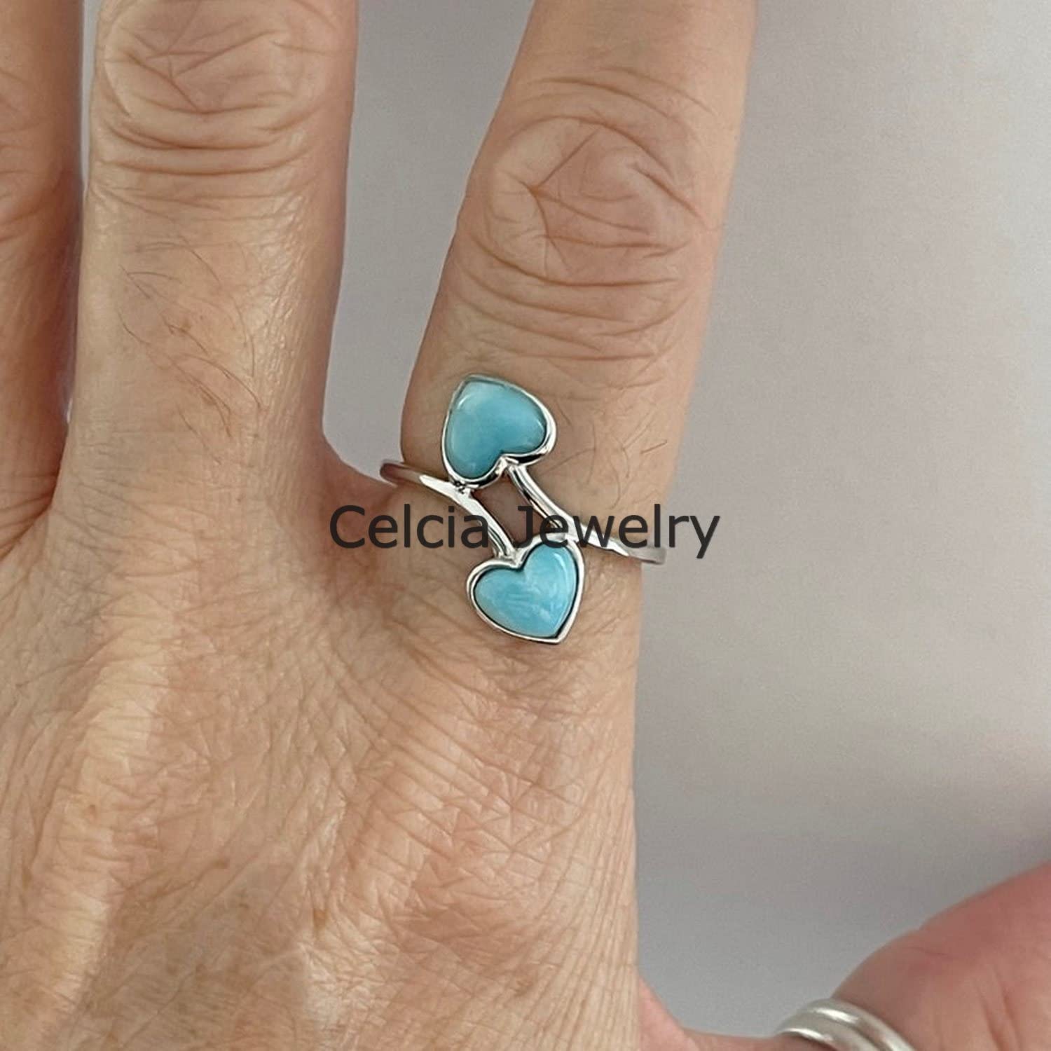Anello a due cuori pietre preziose di Larimar, anello da donna in argento sterling solido, anello di promessa di compleanno, anello Boho per la festa della mamma bella (larimar)