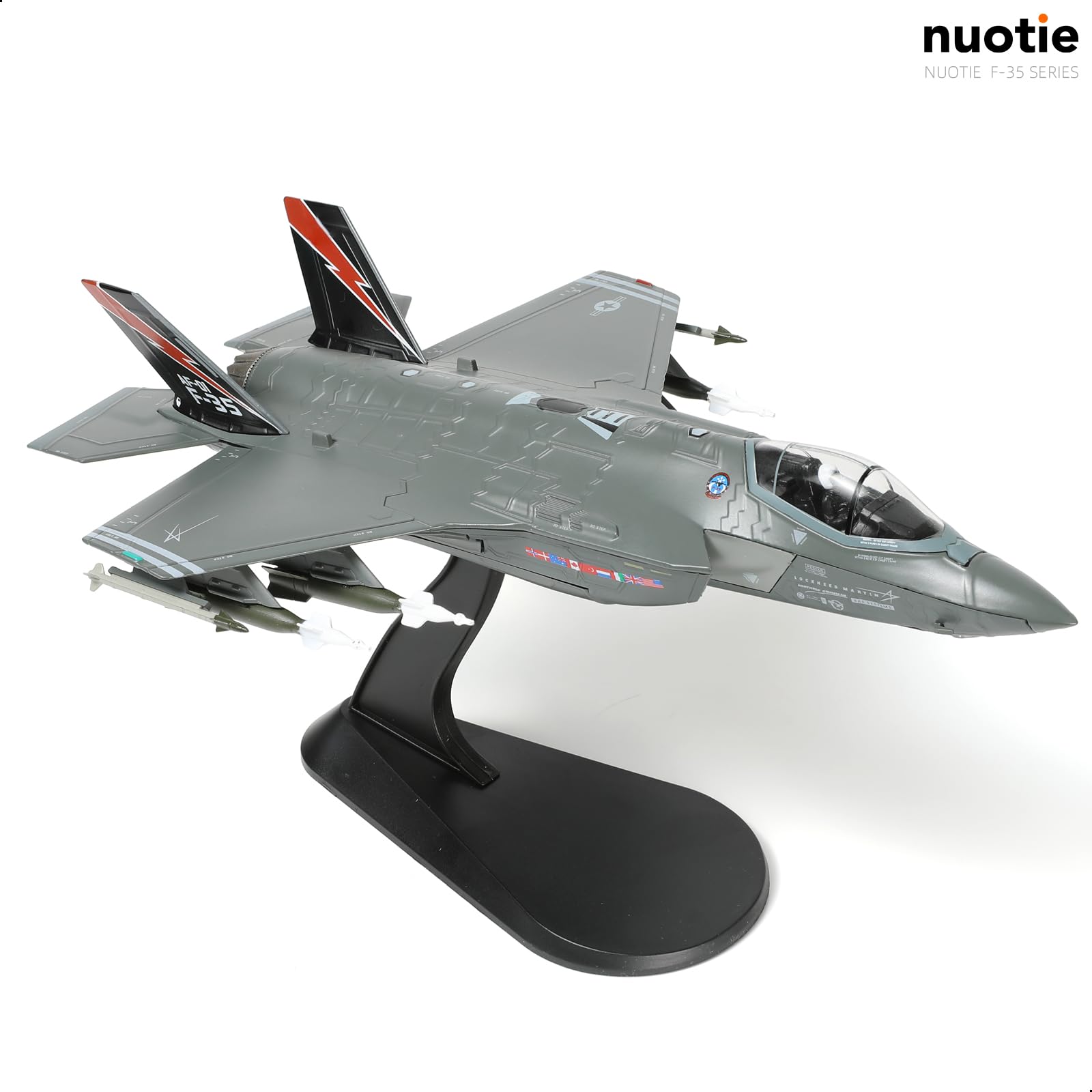 NUOTIE 1/72 F-35A Lighting II Fighter Aircraft Model Fighter U.S. Airforce AF-01 Modello di aereo pressofuso con espositore Squadrone F35A Flight Mode (AF-01) Collezione di modelli regalo per adulti