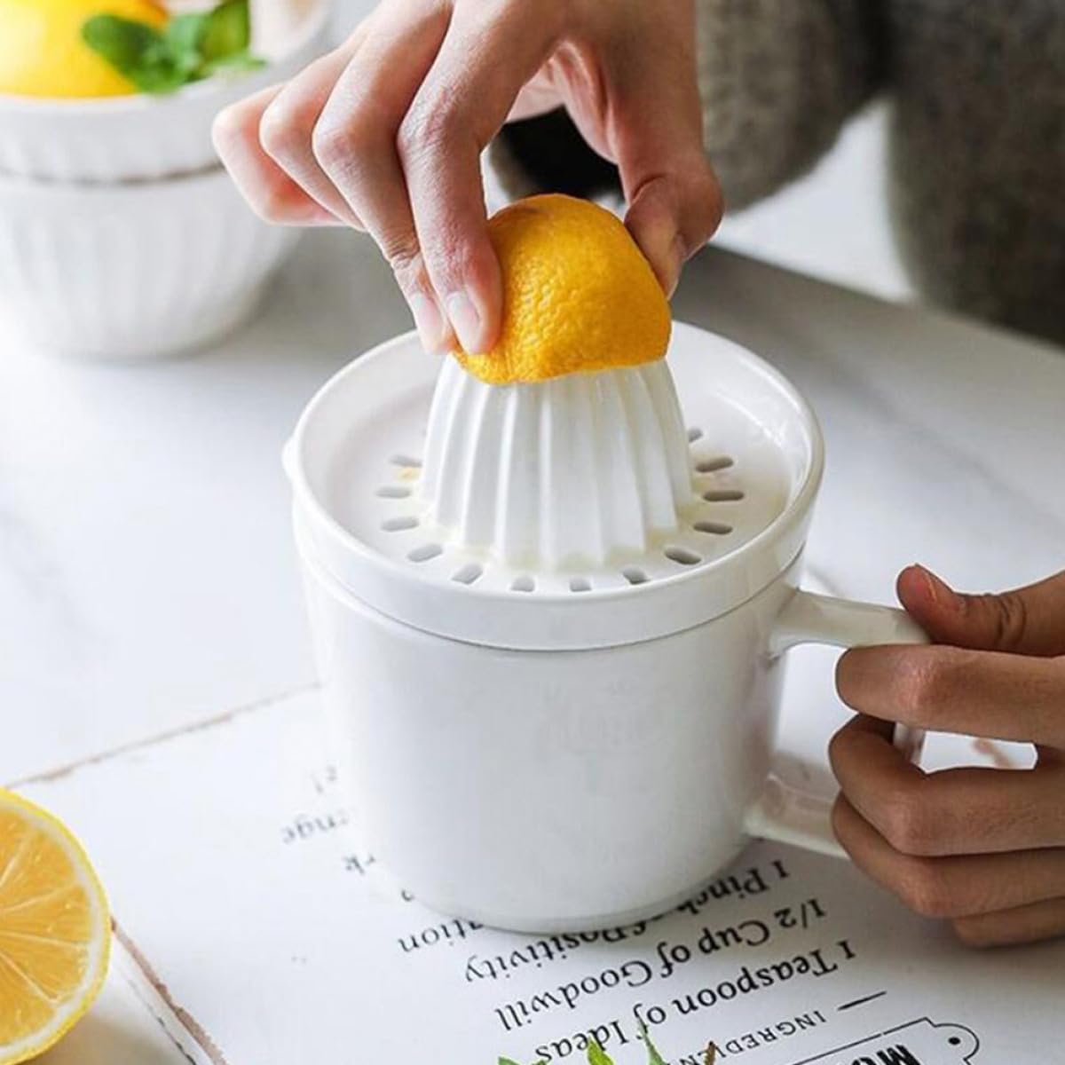 Exprimidor Manual de Frutas de Cerámica 1 Unidad Vaso Exprimidor de Jugo Compacto Portátil para Cocina y Hogar Prensado Rápido Seguro y Fácil de Limpiar