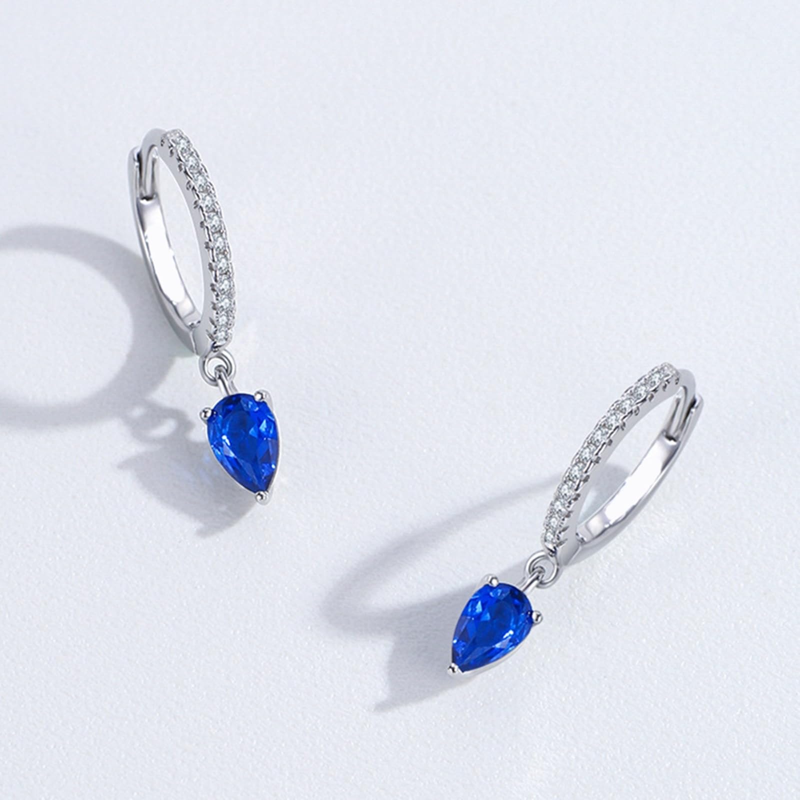 Pendientes de zafiro para mujer, zafiro azul creado y moissanita, aretes de aro dorados para ella, simples