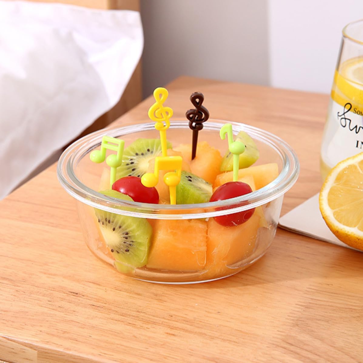 32pcs Delicate Fruit Forks Plastic Serving Picks
