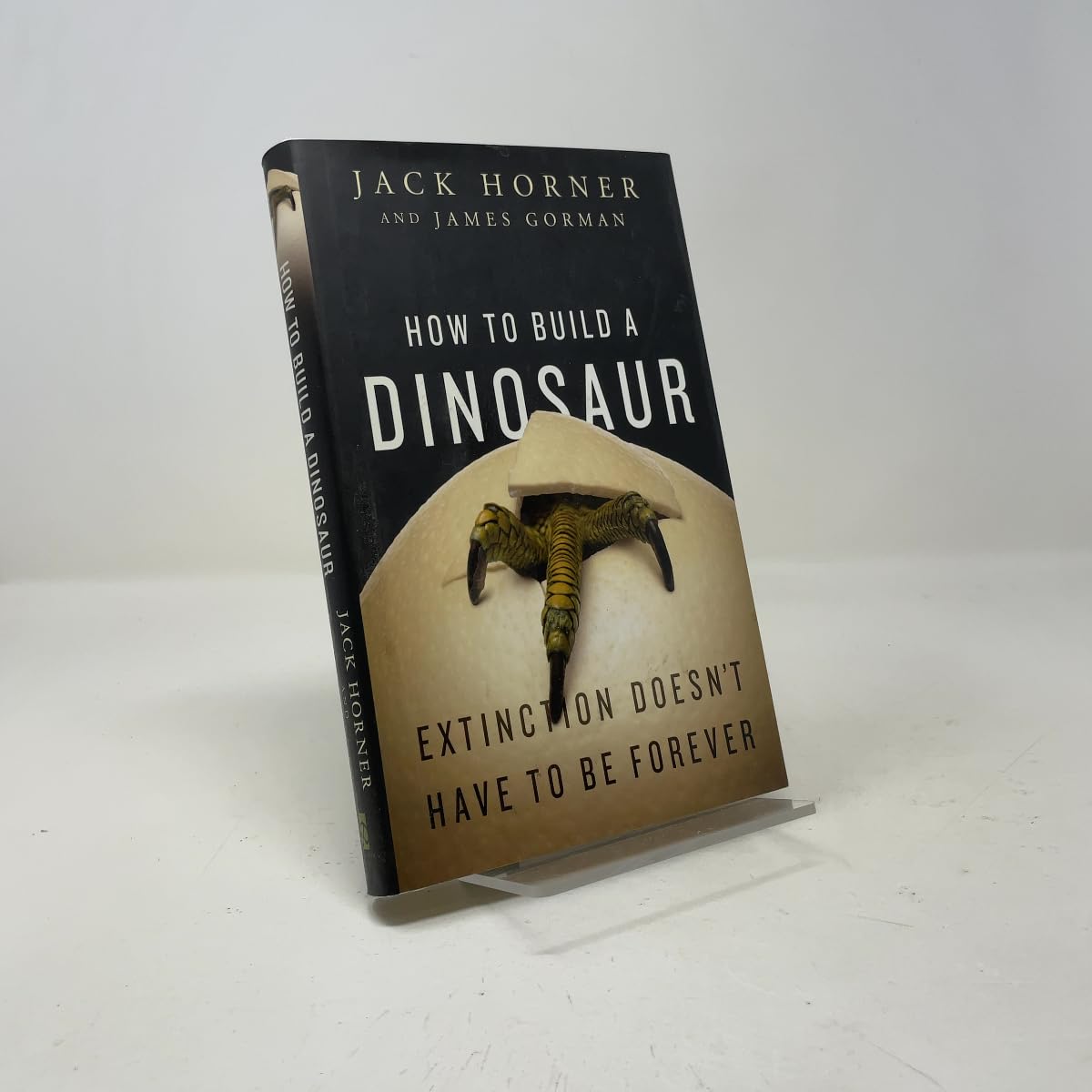 Buy How to Build a Dinosaur: Extinction Doesn't Have to Be Forever โ BookShops.in