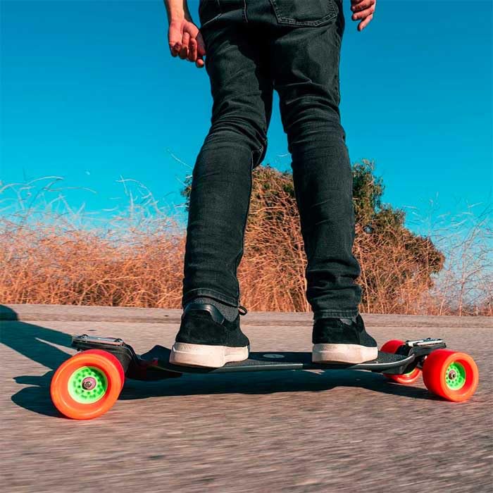 Amazon.co.jp: (ローデッド) LOADED ファゾム スケートボード