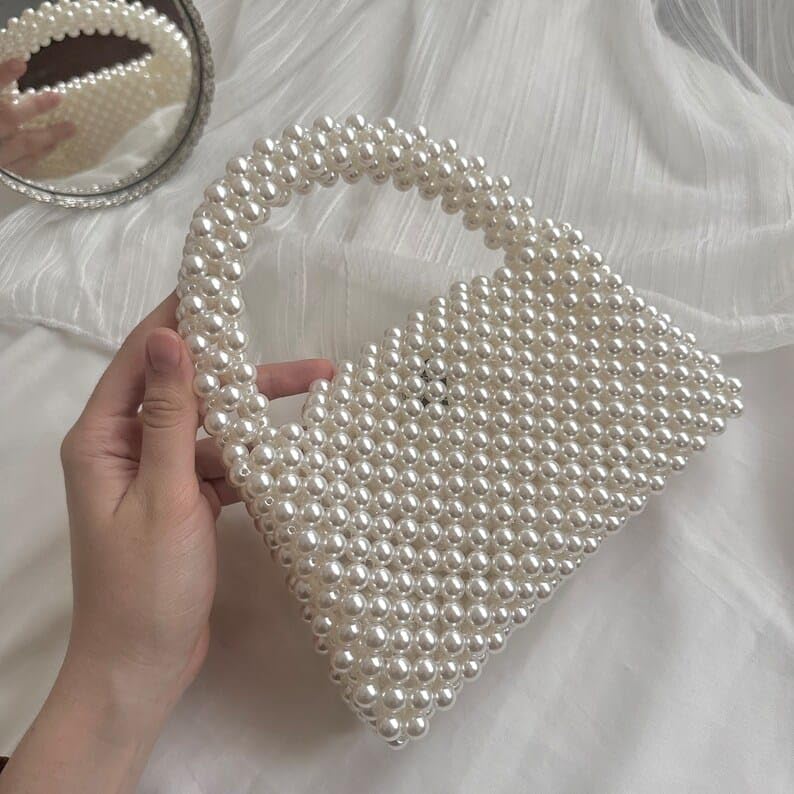 Image of Elegant Pearl Heart Shaped Evening Bag, Handmade Beaded Mini Handbag, White Fashion Clutch Purse for Women and Girls